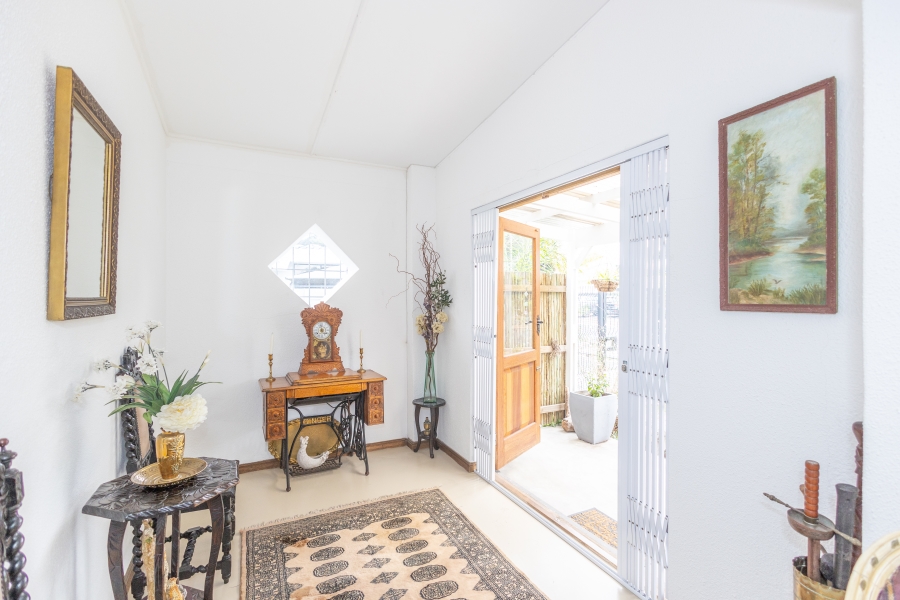 4 Bedroom Property for Sale in Stellenridge Western Cape